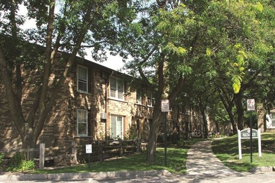 Meadow Creek Condominiums, 823 Old Settlers Trail 