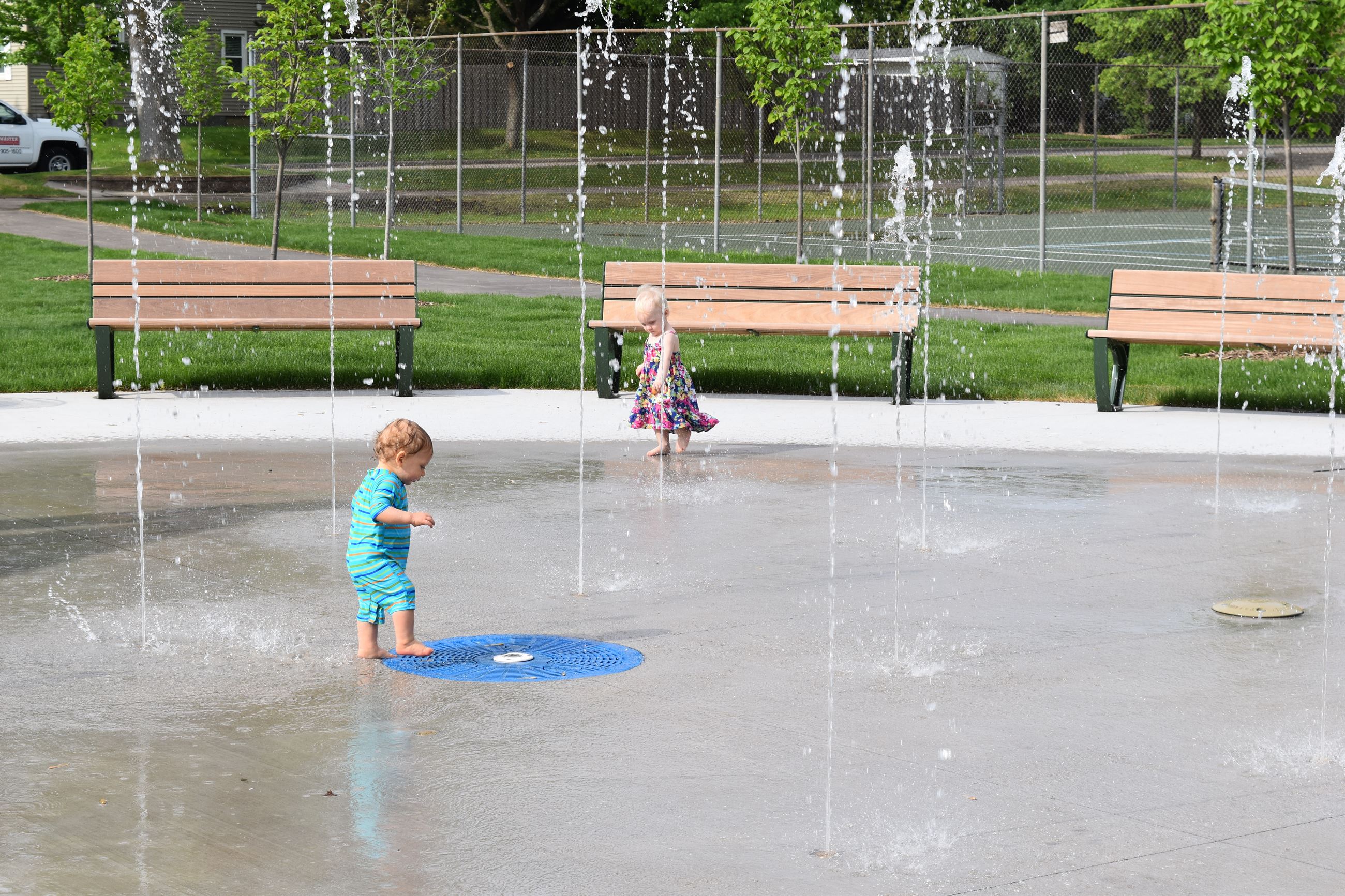 Kids Playing in Burnes Park Splash Pad